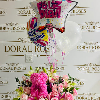 Flowers In Box, each box contains a variety of colorful blooms, hand-picked and arranged for maximum impact. home delivery Miami, Doral Roses Miami