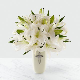 Sympathy Flower Arrangements, Celebrate the life of a loved one with our beautiful Funeral Flowers Sympathy arrangement, delivery funeral flowers in Miami