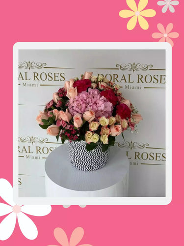 Doral Roses Miami, Mother´s day, product Colorful Flowers Basket, home delivery Miami