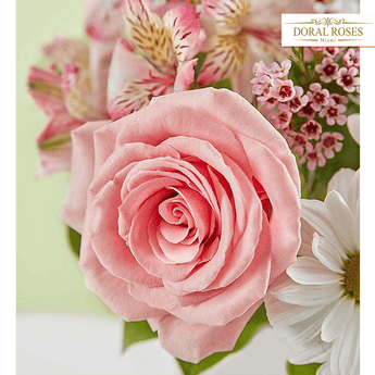 Especial para Mamá, Regalo de Flores para el día de la madre, Arreglo de flores, envía flores por Doral Roses Miami